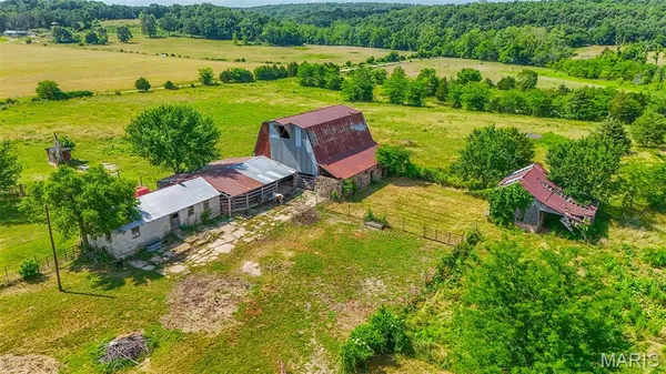 $489,999 | 31337 Hudson Road, Lebanon, MO 65536