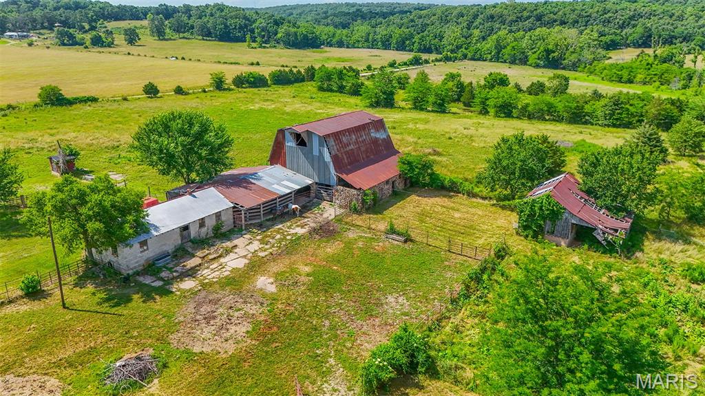 31337 Hudson Road Lebanon, MO 65536 - Photo 50 of 85