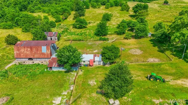 $489,999 | 31337 Hudson Road, Lebanon, MO 65536