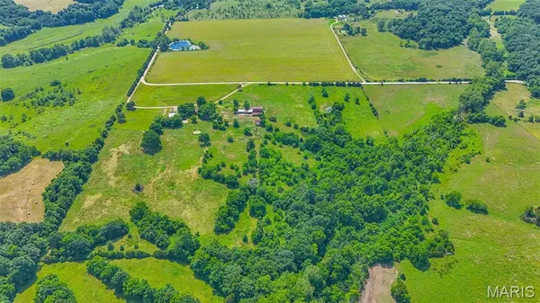 $489,999 | 31337 Hudson Road, Lebanon, MO 65536