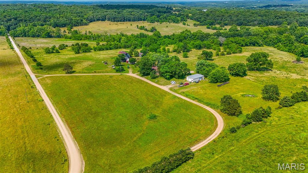 31337 Hudson Road Lebanon, MO 65536 - Photo 67 of 85