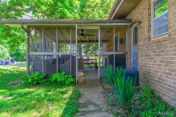 $489,999 | 31337 Hudson Road, Lebanon, MO 65536