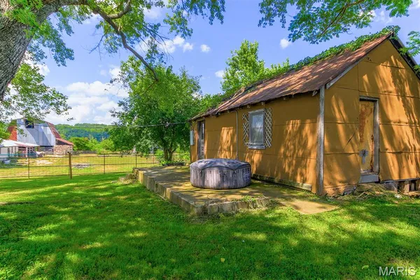 $489,999 | 31337 Hudson Road, Lebanon, MO 65536