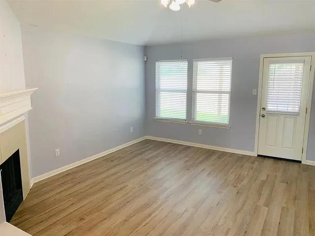 $2,000 | 8407 Resada Park Lane, Richmond, TX 77407