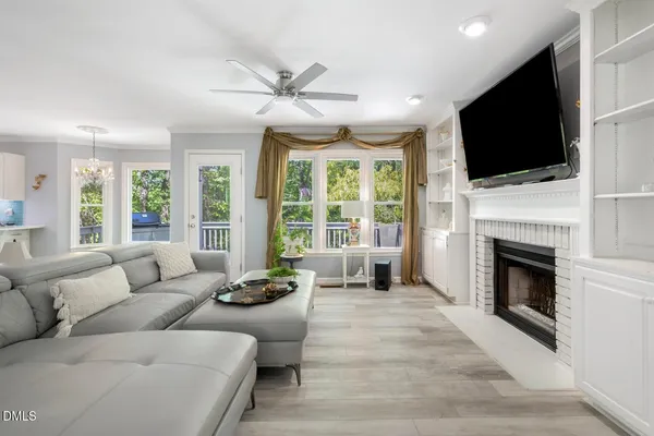 $679,900 | 140 Trafalgar Lane, Cary, NC 27513