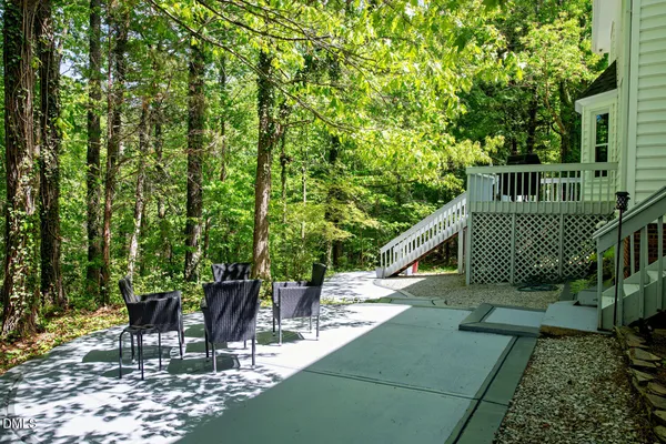 $679,900 | 140 Trafalgar Lane, Cary, NC 27513