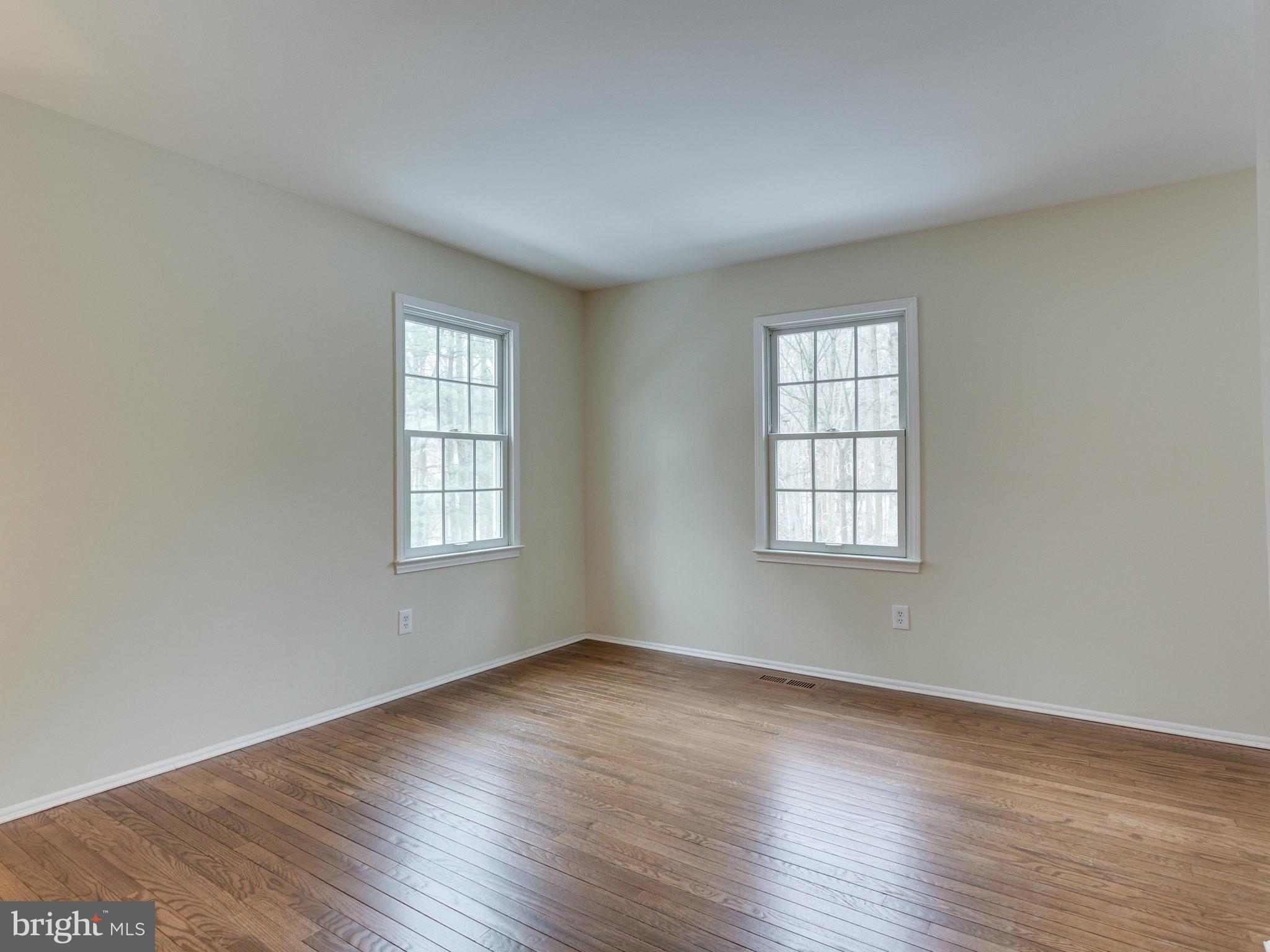 5457 Calvin Court Springfield, VA 22151 - Photo 11 of 30 Bedroom (Master)