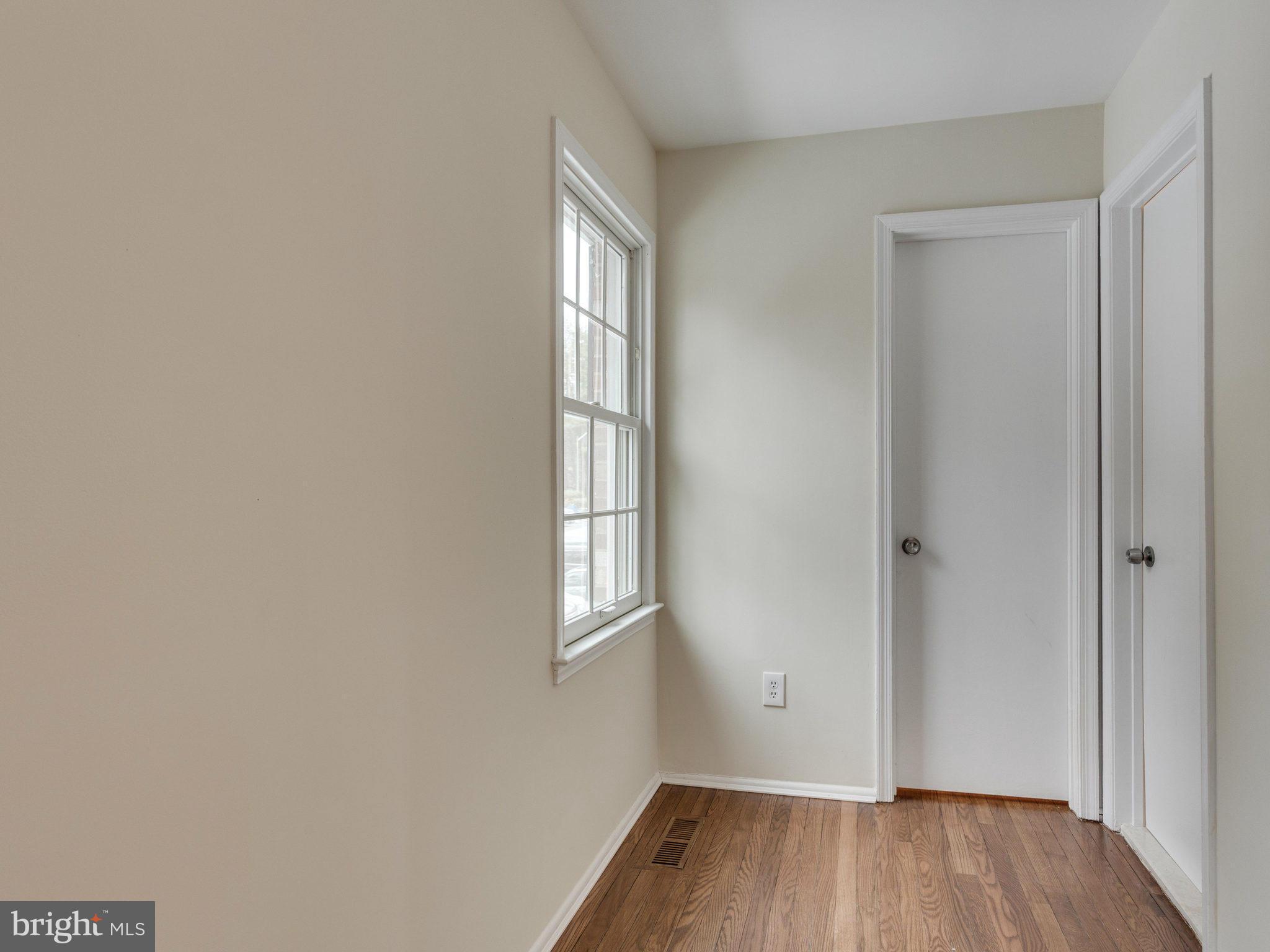 5457 Calvin Court Springfield, VA 22151 - Photo 12 of 30 Bedroom (Master)