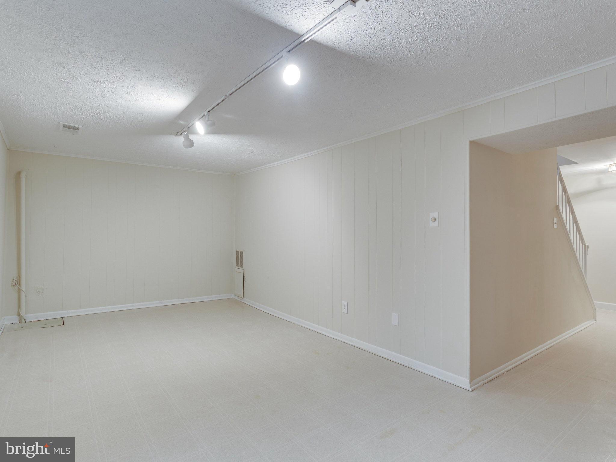 5457 Calvin Court Springfield, VA 22151 - Photo 19 of 30 Recreation Room