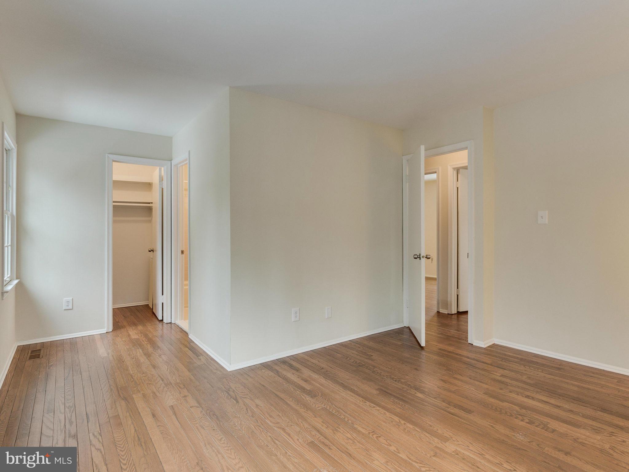 5457 Calvin Court Springfield, VA 22151 - Photo 10 of 30 Bedroom (Master)