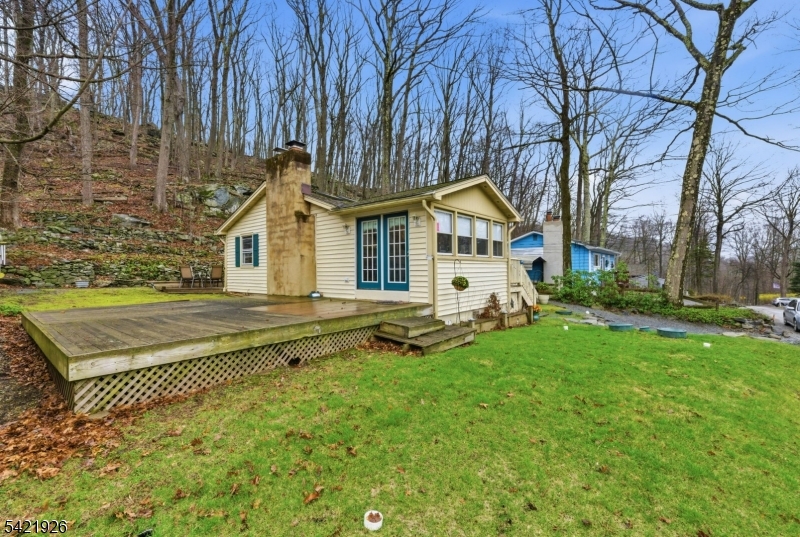12 Cliffside Terrace Vernon, NJ 07461 - Photo 4 of 27