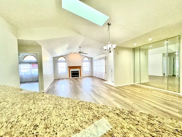 $2,850 | 403 Feldner Court, Palos Heights, IL 60463