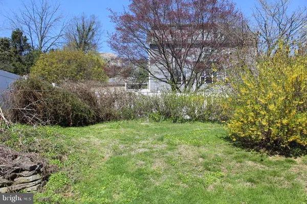 $379,000 | 281 Matsonford Road, Conshohocken, PA 19428