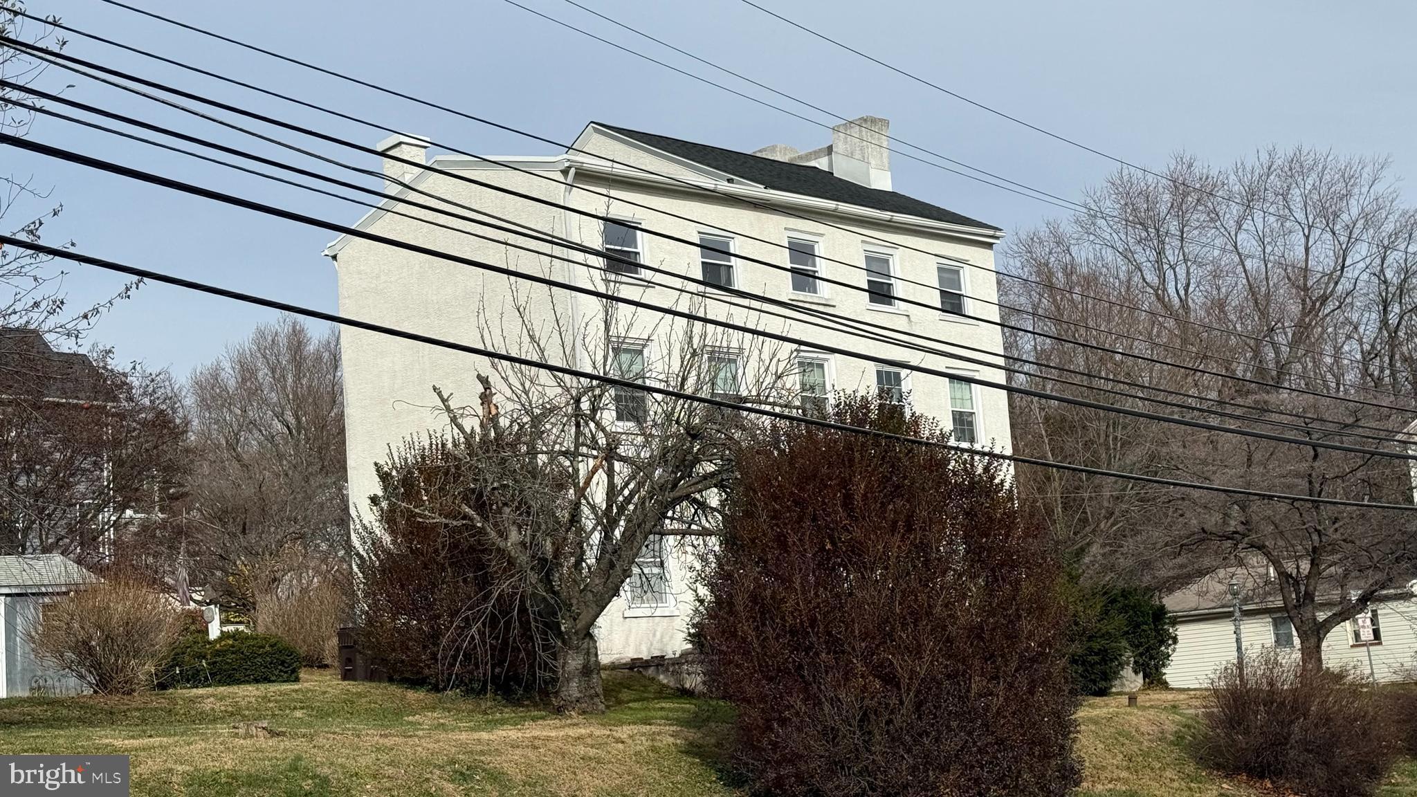 281 Matsonford Road Conshohocken, PA 19428 - Photo 2 of 16 a view of a large building