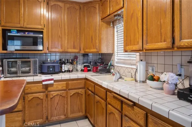 $995,000 | 2410 Termino Avenue, Long Beach, CA 90815