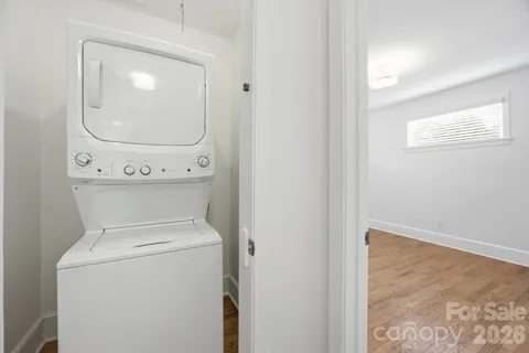 $294,900 | 4500 Woodlark Lane, Charlotte, NC 28211