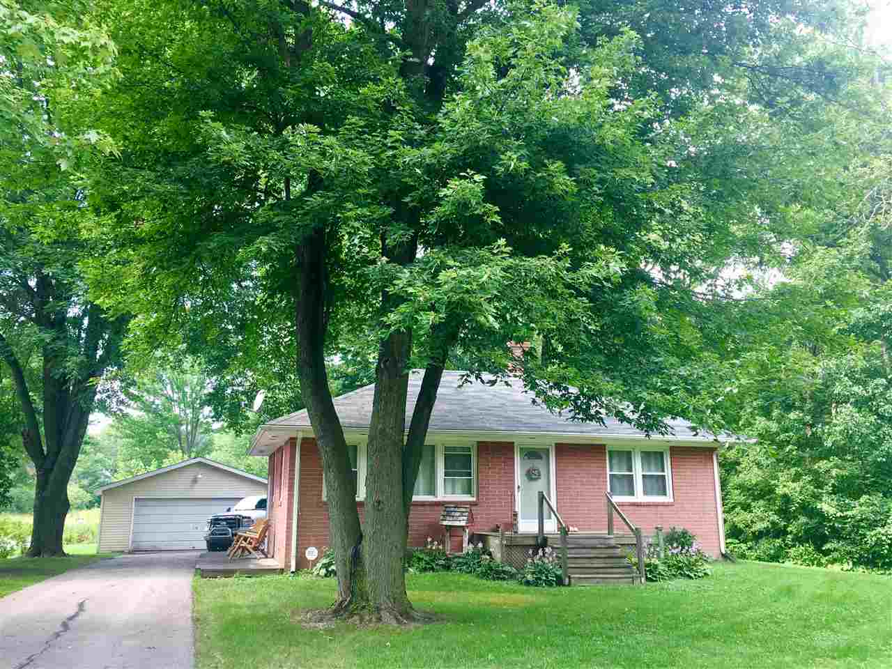 2371 Murphy Road Flint, MI 48504 - Photo 2 of 18