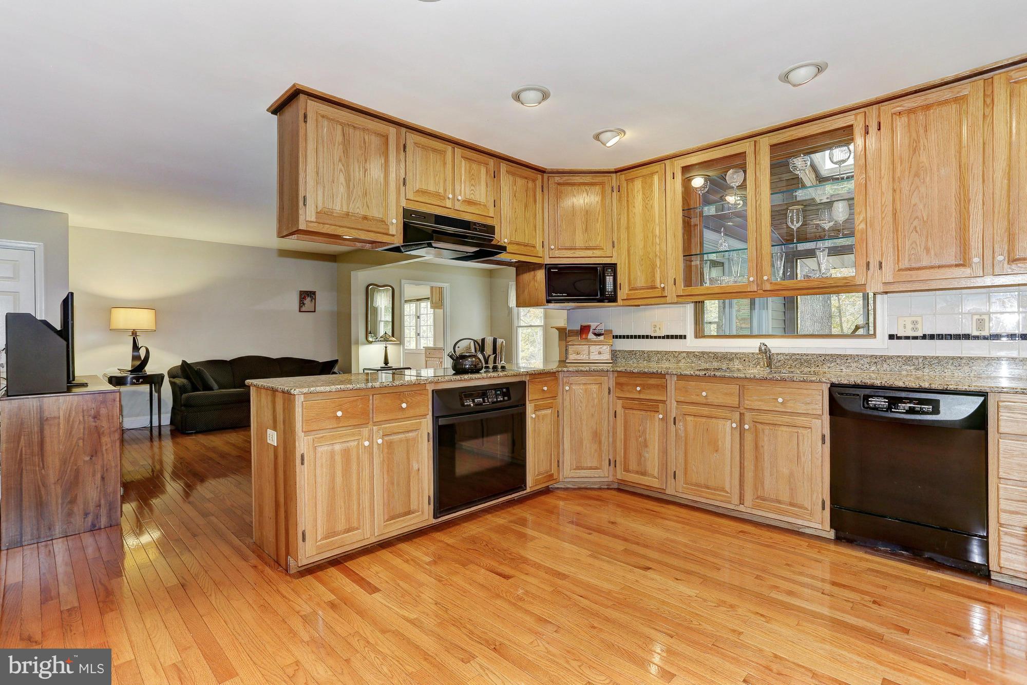 1096 Long Valley Road Westminster, MD 21158 - Photo 7 of 28 Kitchen