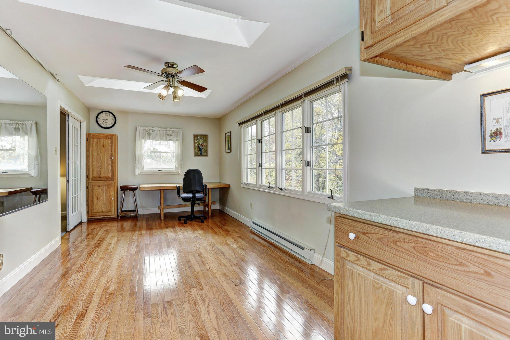 1096 Long Valley Road Westminster, MD 21158 - Photo 10 of 28 Sunroom