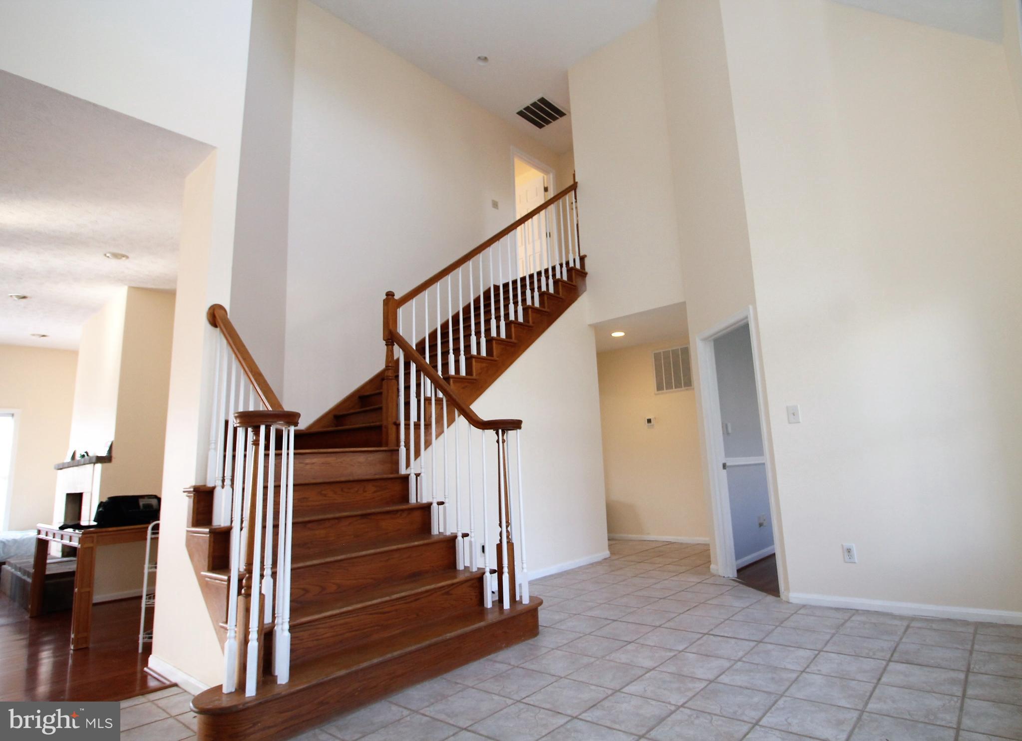 301 Huntersridge Road Winchester, VA 22602 - Photo 9 of 51 View from front of foyer with oak staircase.