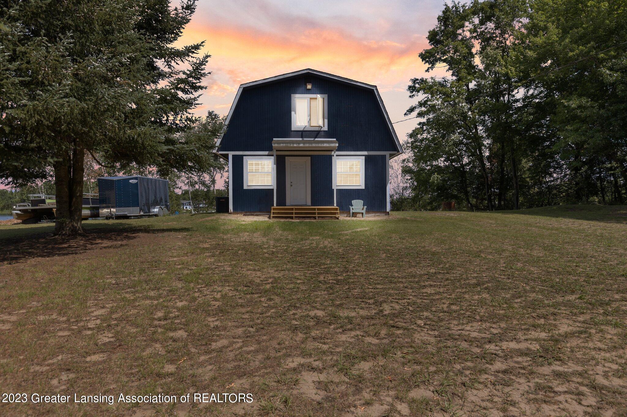 6590 Ridgeway Trail Lake, MI 48632 - Photo 1 of 27 Front view