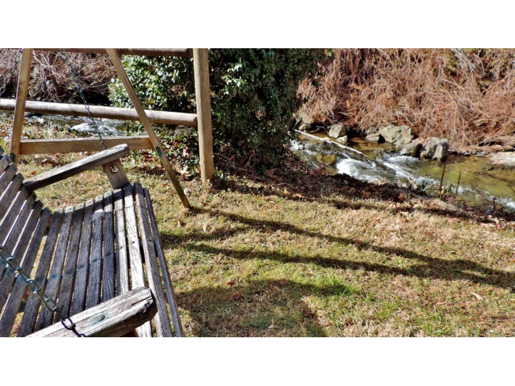 102 Edwards Road Flag Pond, TN 37657 - Photo 5 of 29 Photo 5