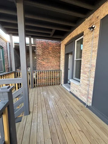 $2,750 | 927 North Mozart Street, Unit 3, Chicago, IL 60622