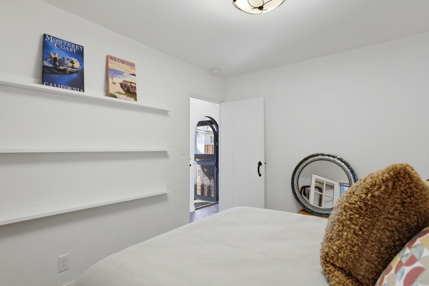 115 1st Street Pacific Grove, CA 93950 - Photo 15 of 31