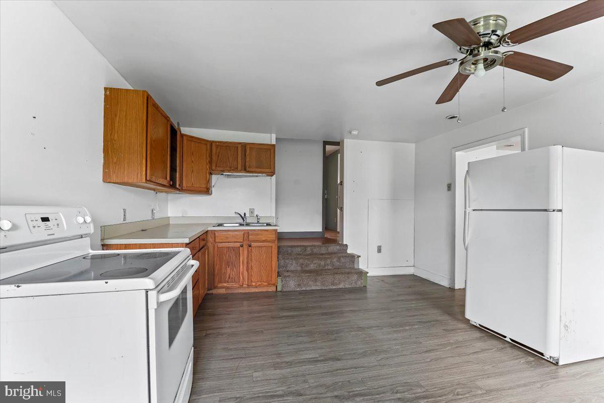 177 New Garden Road Avondale, PA 19311 - Photo 6 of 37 Lower Unit 1 - Kitchen