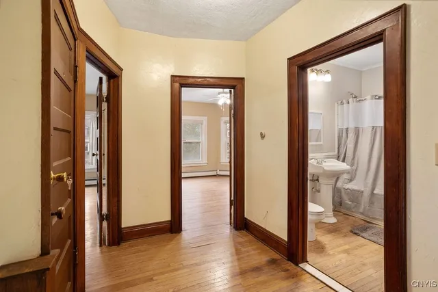 $299,000 | 109 Avondale Place, Syracuse, NY 13210