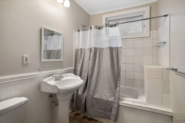 $299,000 | 109 Avondale Place, Syracuse, NY 13210