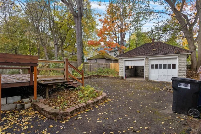 $299,000 | 109 Avondale Place, Syracuse, NY 13210