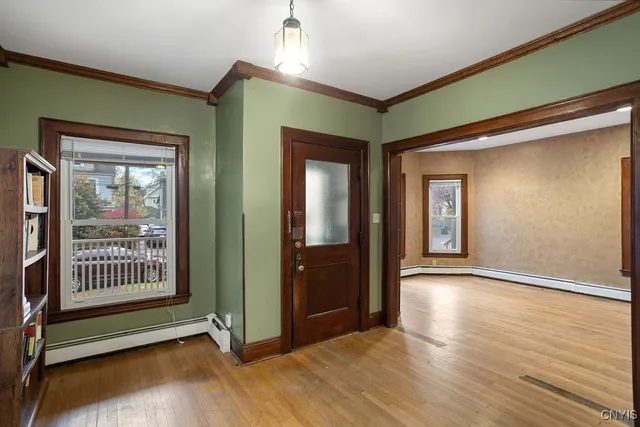 $299,000 | 109 Avondale Place, Syracuse, NY 13210