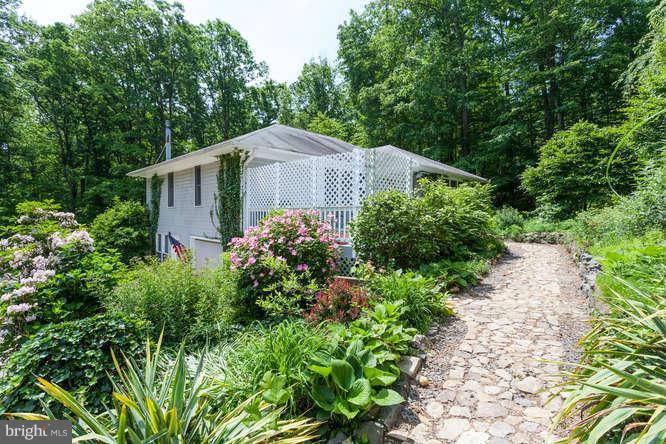 1716 Mountain Road Haymarket, VA 20169 - Photo 22 of 30 Exterior (General)