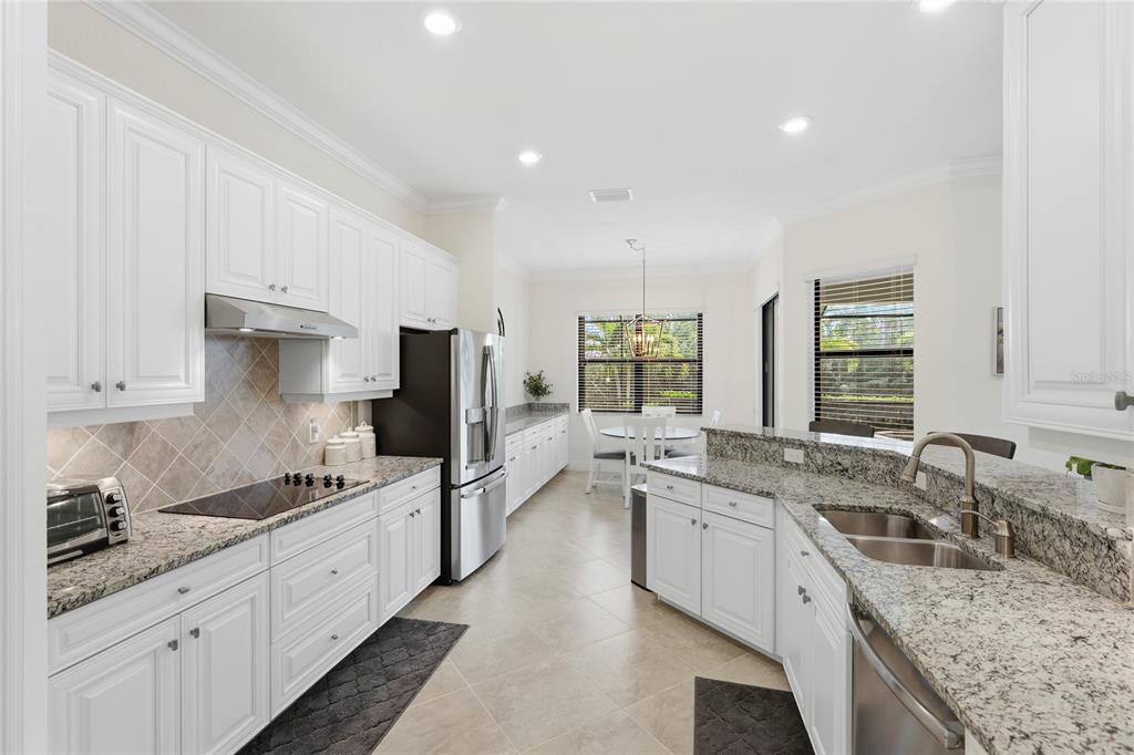 13635 Classico Court Venice, FL 34293 - Photo 12 of 67