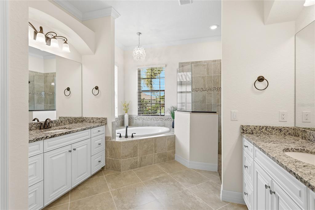 13635 Classico Court Venice, FL 34293 - Photo 15 of 67