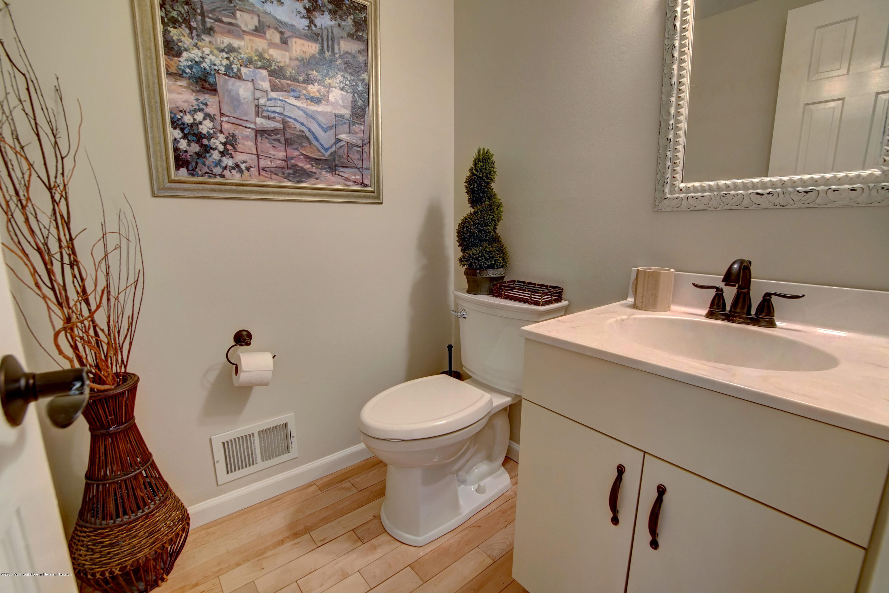 4 Russell Road Freehold, NJ 07728 - Photo 25 of 45 1st Level half bath
