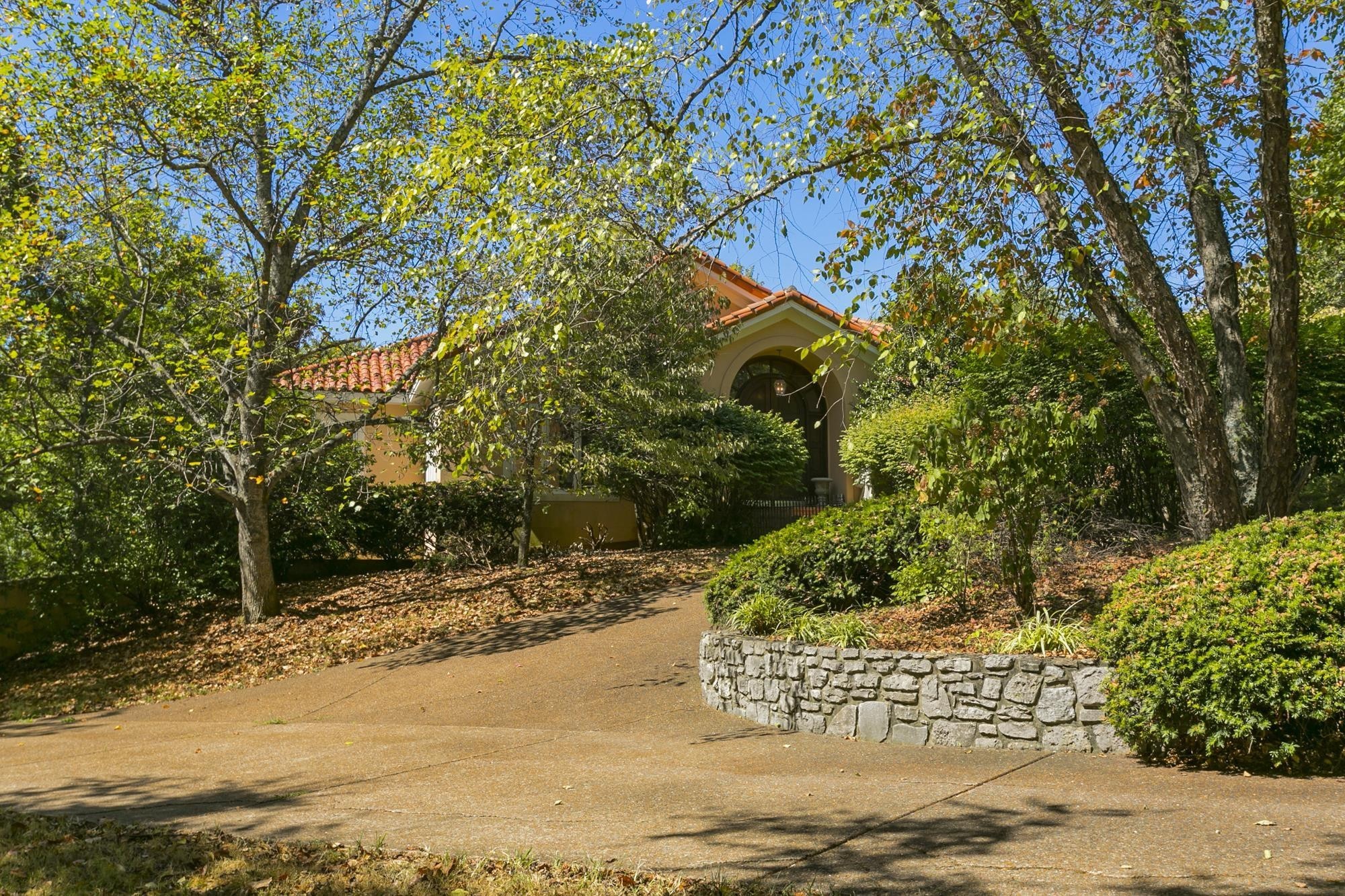 1029 Tulloss Road Franklin, TN 37067 - Photo 5 of 30 Gallery Image 5