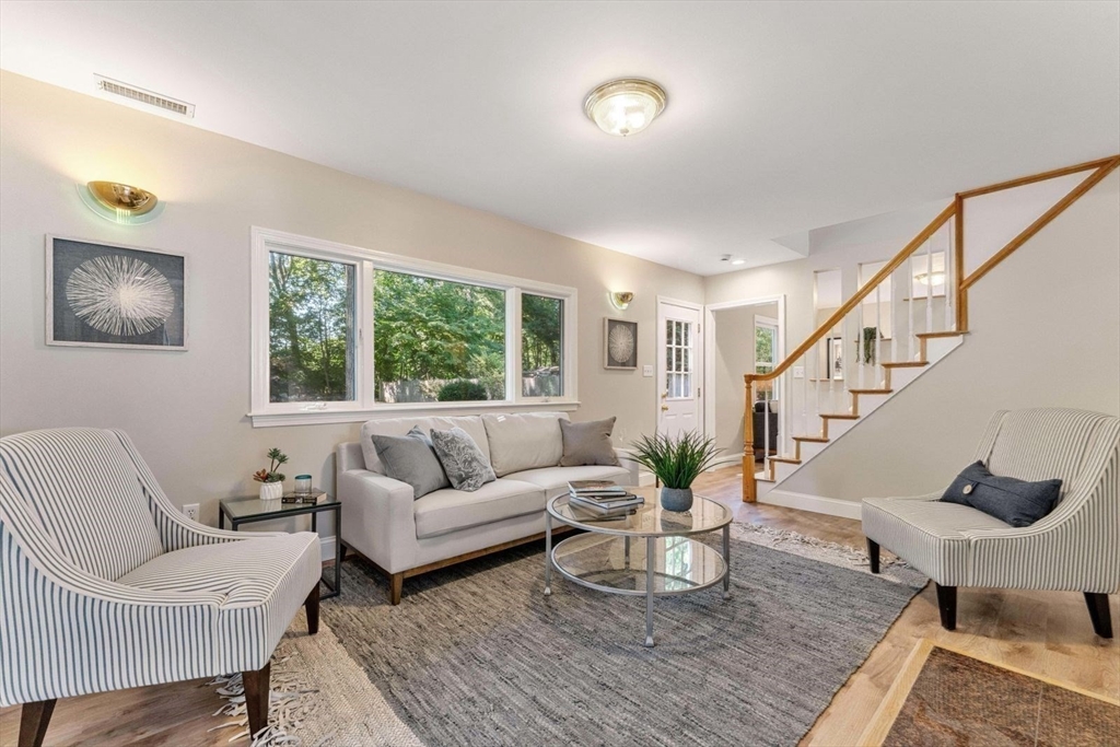 29 Virginia Road Natick, MA 01760 - Photo 8 of 28 Gallery Image 8