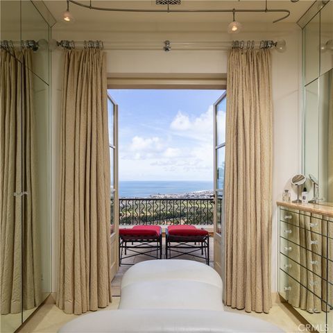 a view of an outdoor space and yard