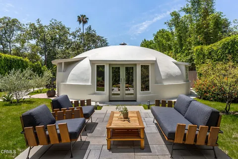 $1,950,000 | 1097 South Los Robles Avenue, Pasadena, CA 91106
