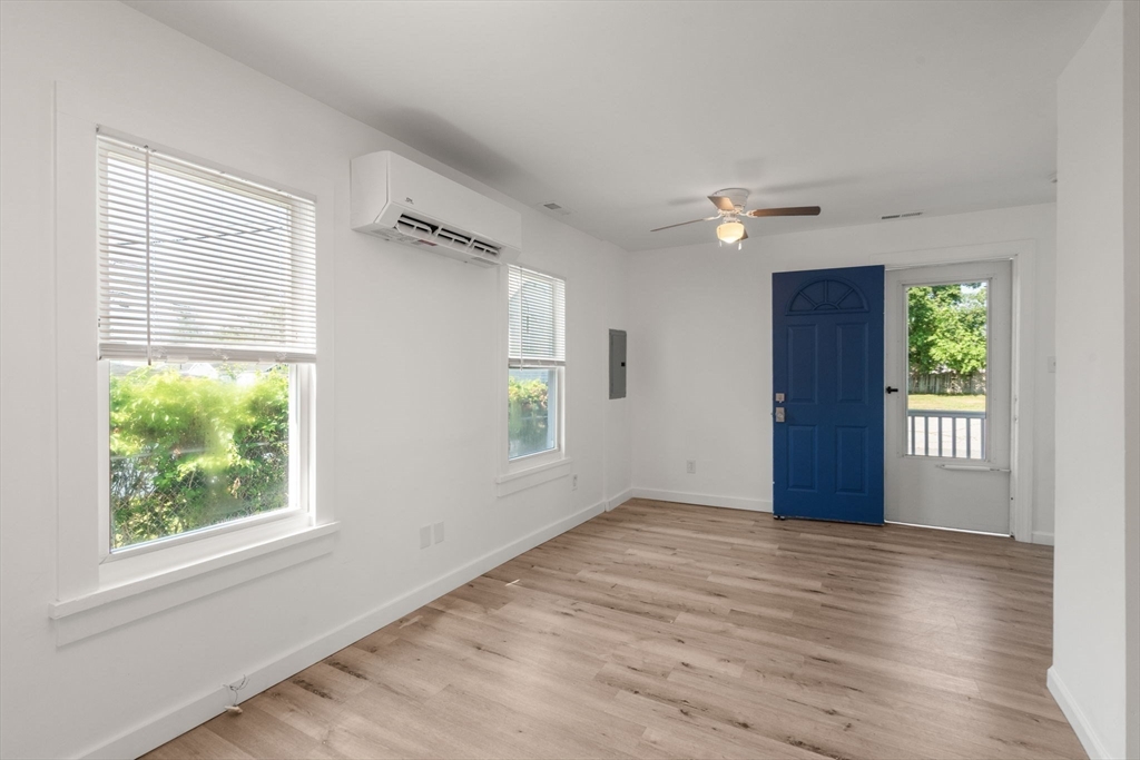 42 Riverside Avenue Swansea, MA 02777 - Photo 7 of 23
