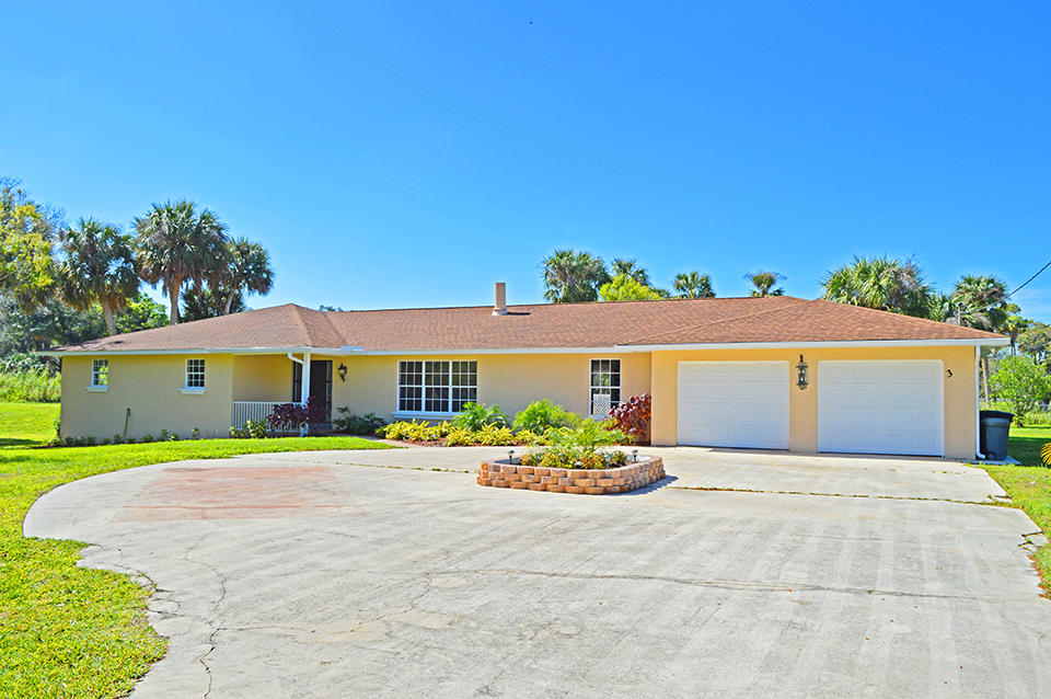3126 Old Edwards Road Fort Pierce, FL 34981 - Photo 9 of 63 DSC_0383
