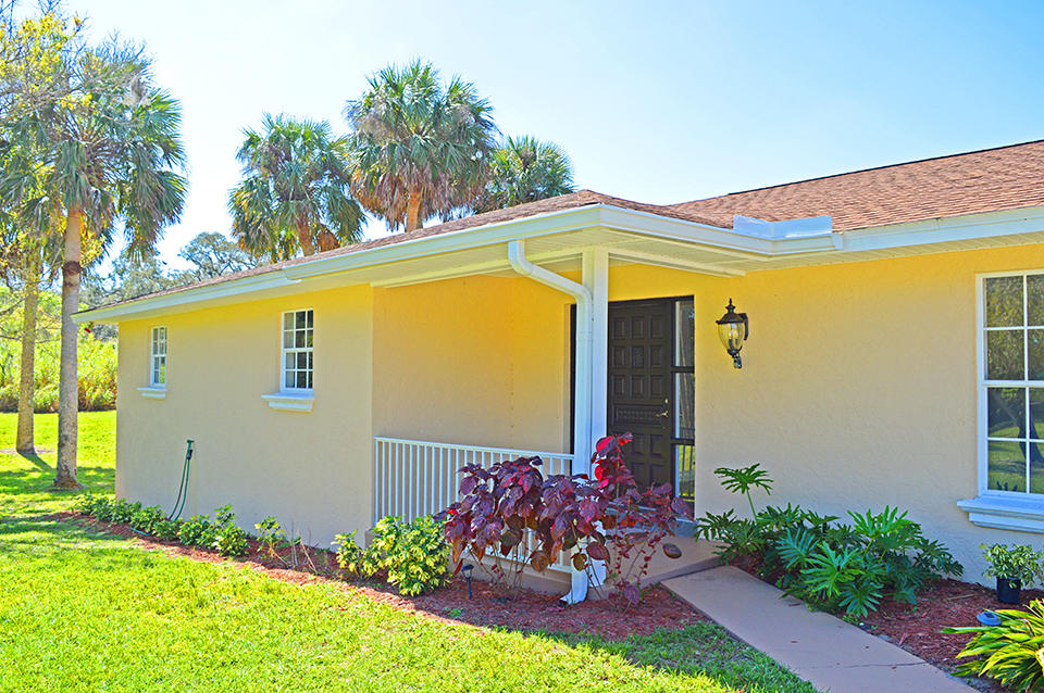 3126 Old Edwards Road Fort Pierce, FL 34981 - Photo 10 of 63 DSC_0384