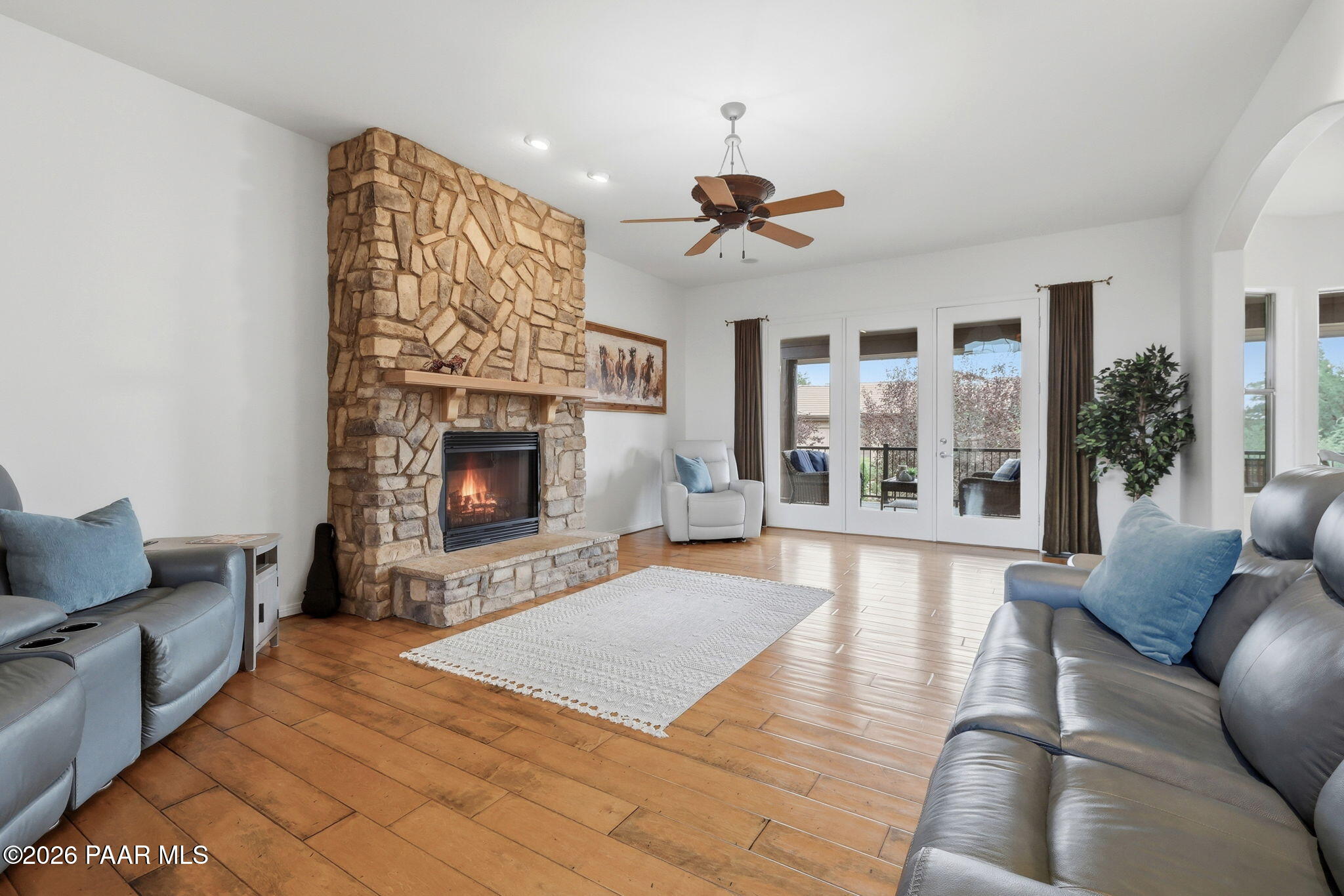 2144 Forest Mountain Road Prescott, AZ 86303 - Photo 8 of 51 14-Living Room 2