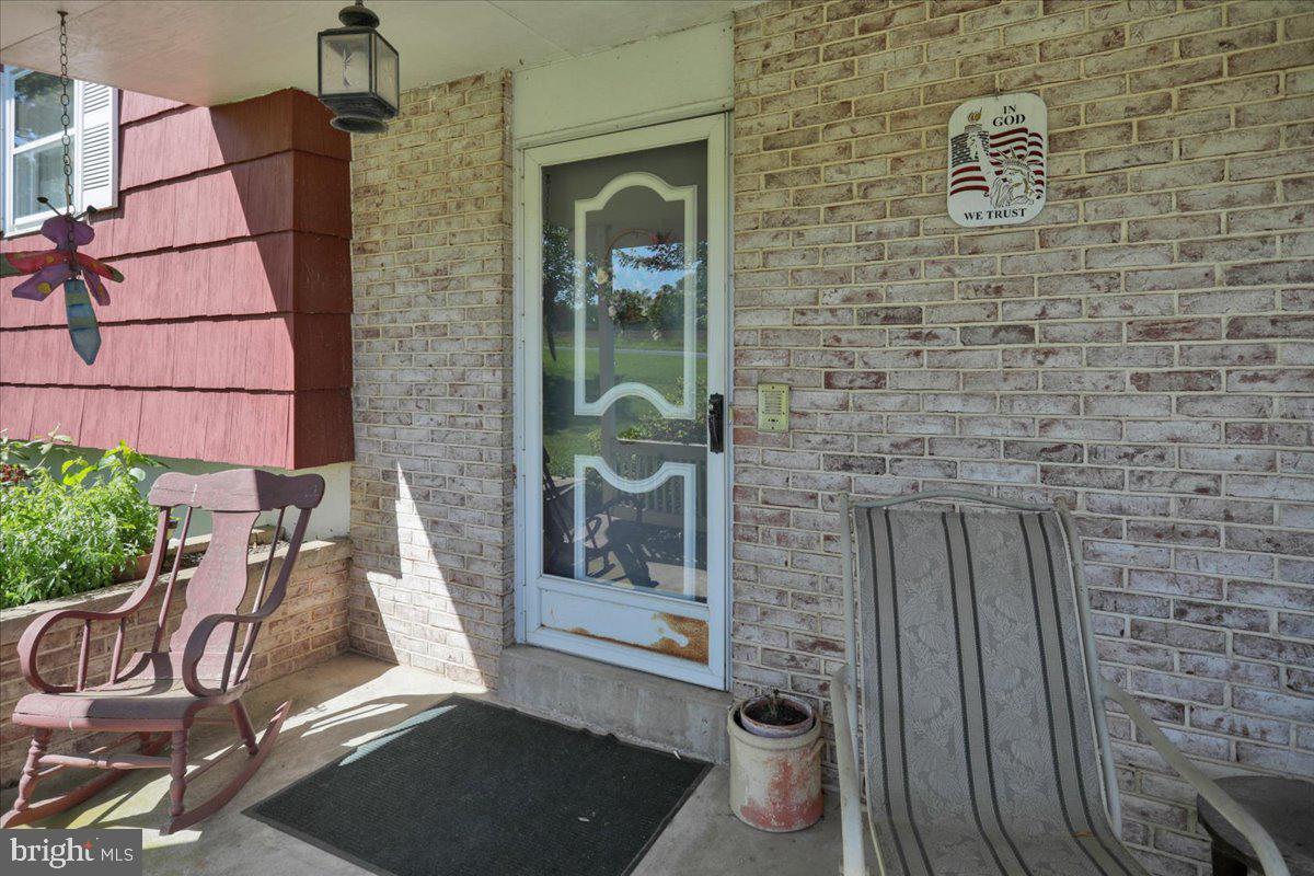 329 Gates Road Hershey, PA 17033 - Photo 32 of 34 Entry