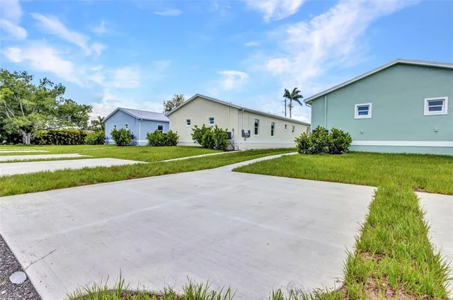 $514,999 | 419 Carmalita Street, Unit 111 & 112, Punta Gorda, FL 33950