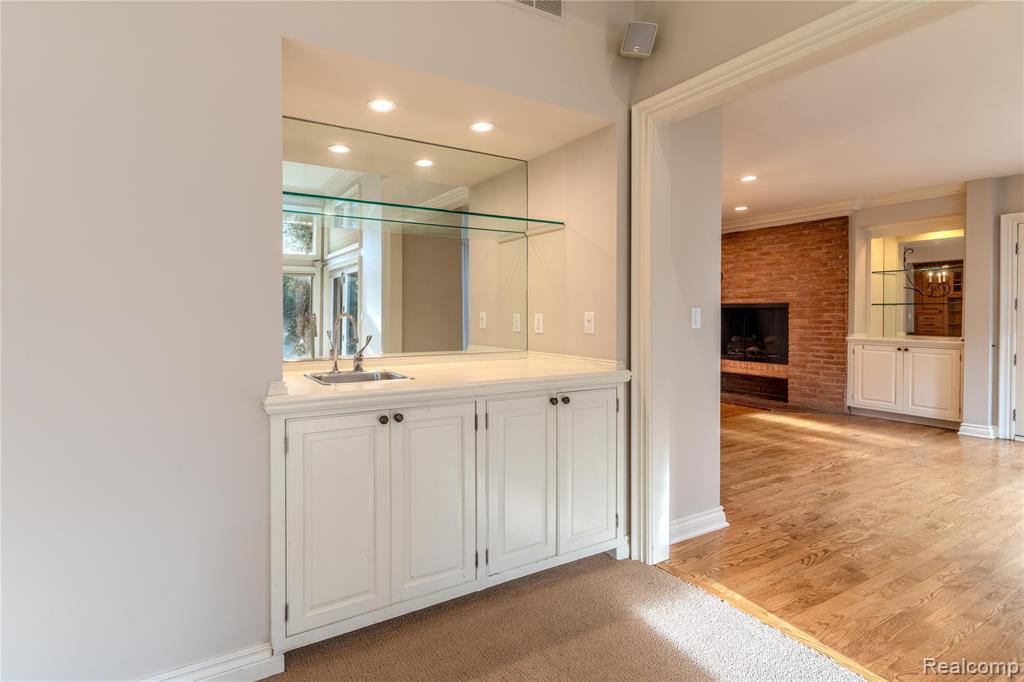 591 Rudgate Road Bloomfield Hills, MI 48304 - Photo 41 of 74