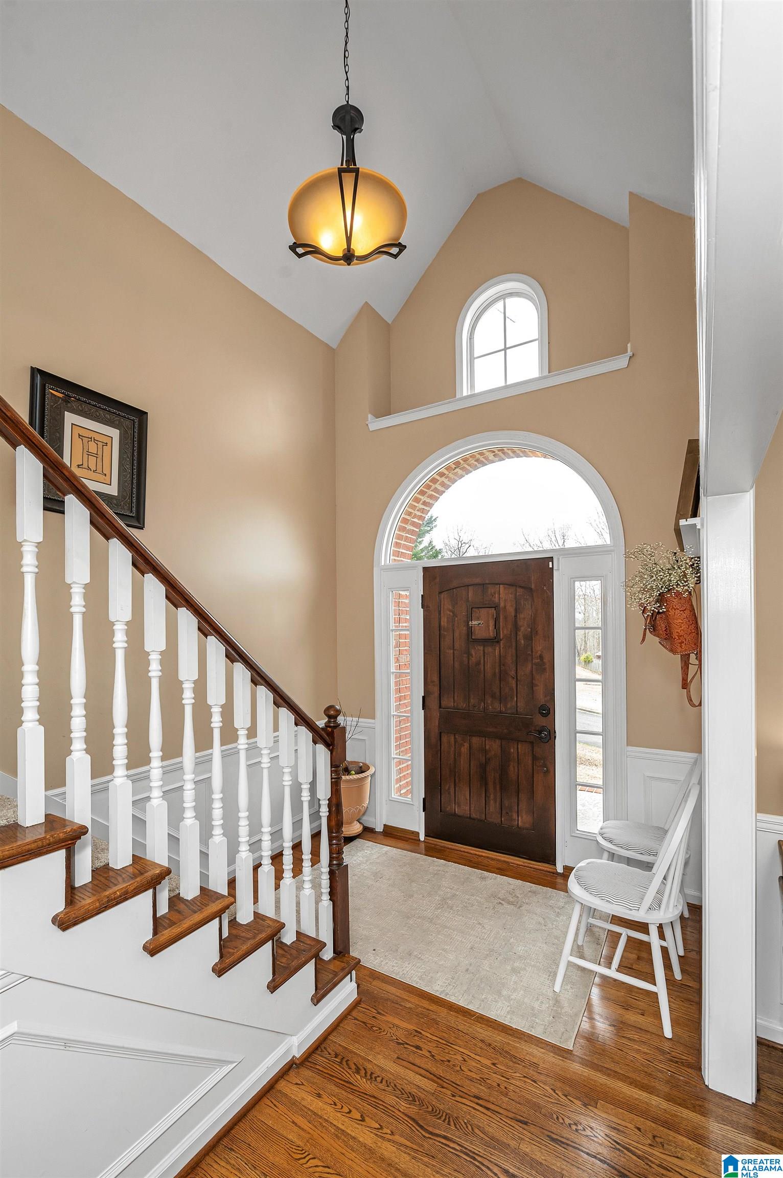 204 Silverleaf Drive Pelham, AL 35124 - Photo 6 of 53