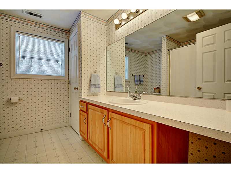 6 Pickering Drive Westerly, RI 02891 - Photo 12 of 25 Bathroom.